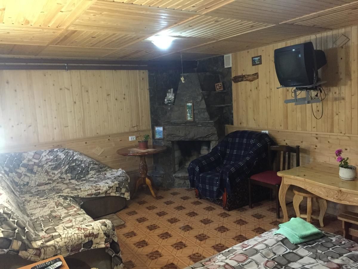 Лоджи Pryvatna sadyba Svitanok Яремче